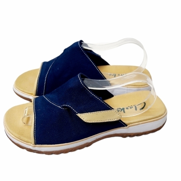 Clarks slip on Navy Canvas Sandals Adjustable Sz 7 - Picture 2 of 12